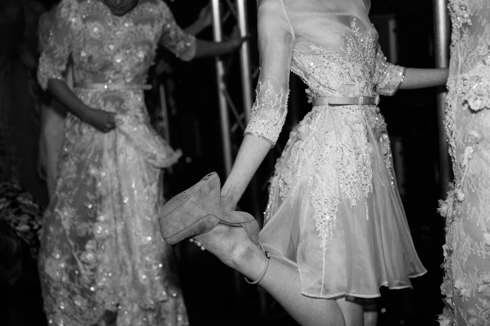 shoes on_shoes off_backstage