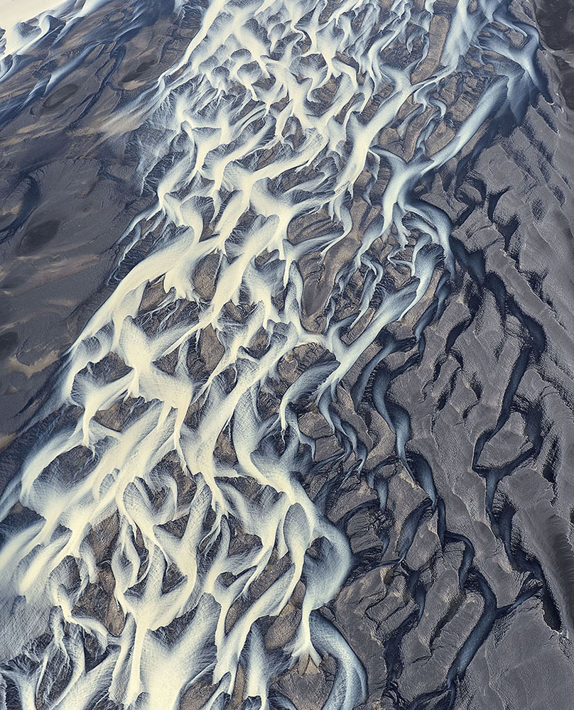 thumbnail Aerial photo of glacial river in Iceland