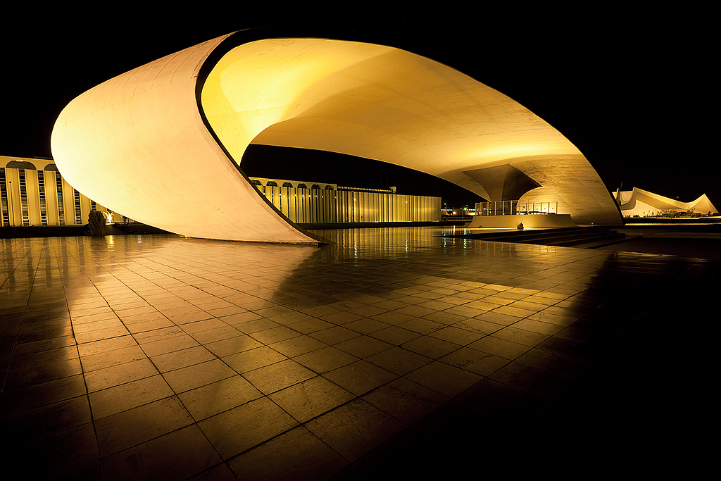 thumbnail Niemeyer's Brasilia