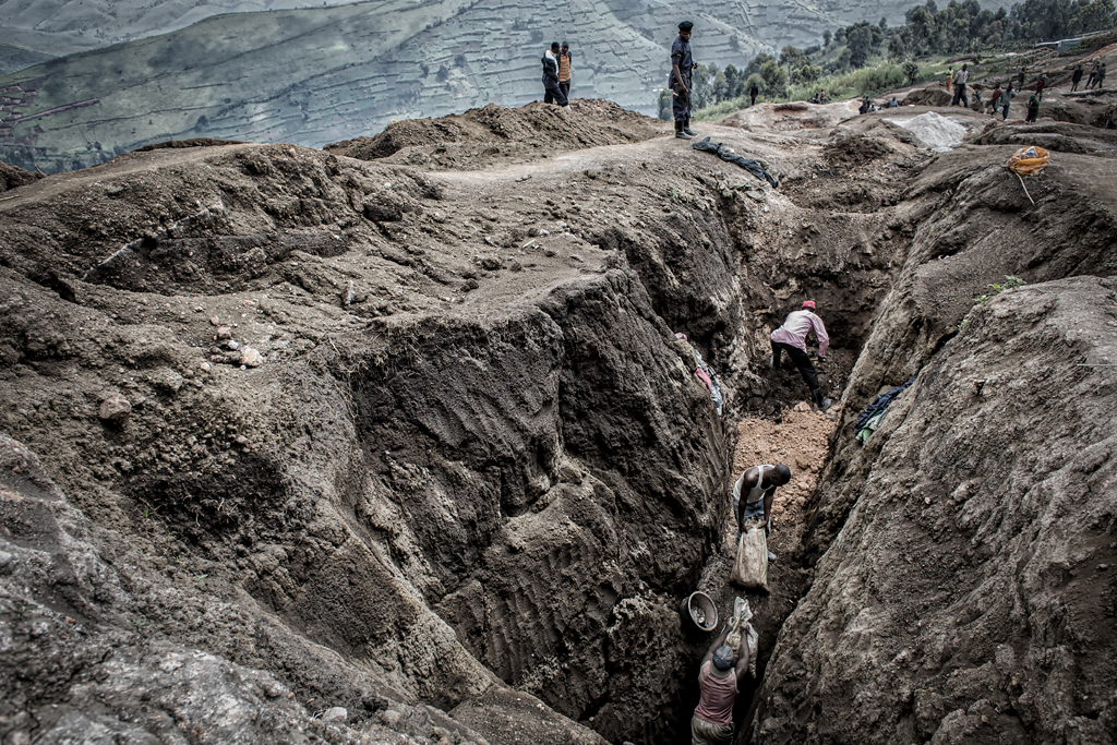 War for minerals (D.R.Congo)