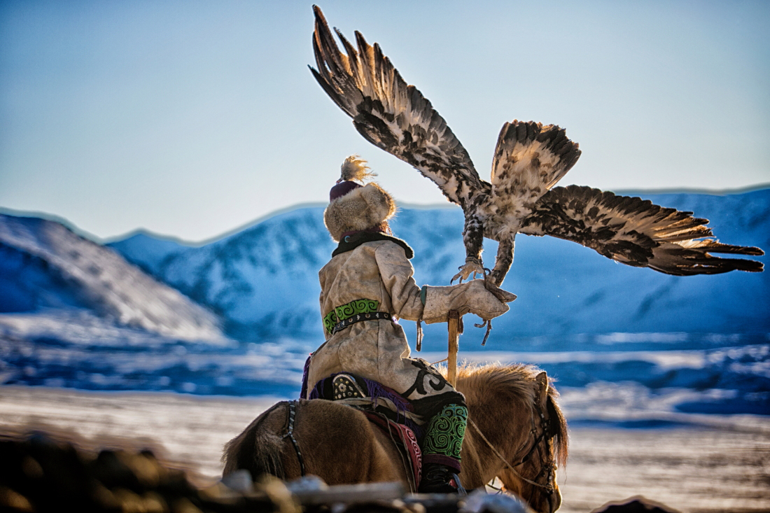 thumbnail Eagle Hunters: A Dying Tradition