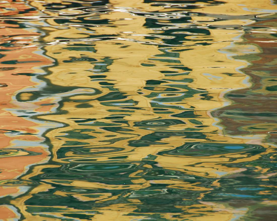 thumbnail Water Reflections: Nature's Abstract Paintings