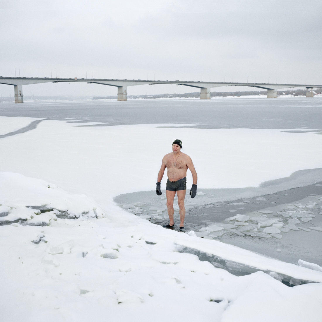 thumbnail Ice swimmers, Perm/Russia