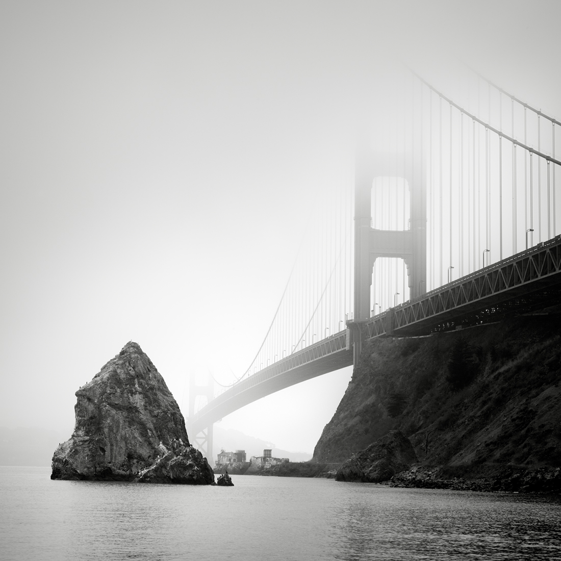 75 Views The Golden Gate Bridge
