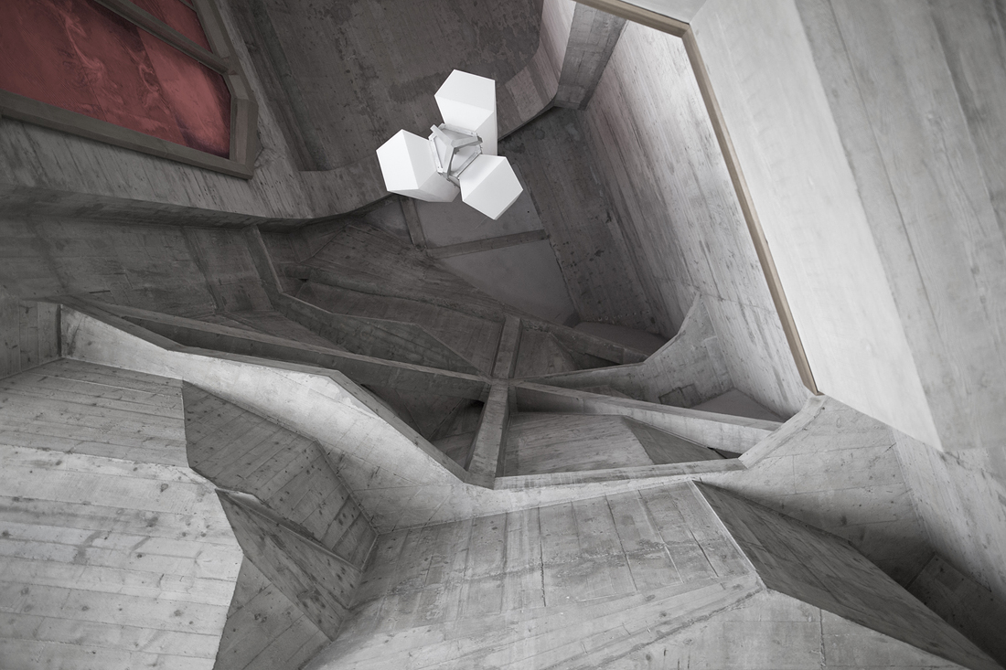 thumbnail Concrete Faces - Goetheanum
