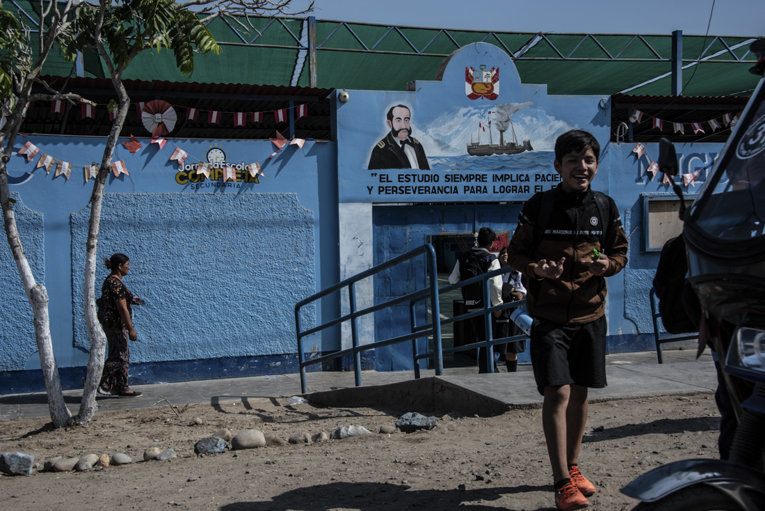 Peruvian Street Scenes II