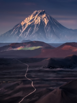 Kamchatka: to the abyss of the Earth