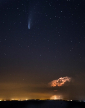 Comet Neowise with thunderstorm